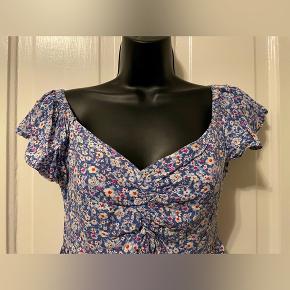 2 for $6 Babydoll, dizzy floral blouse - Picture 3 of 8